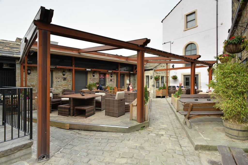 The Woolly Sheep Inn Skipton Exterior photo